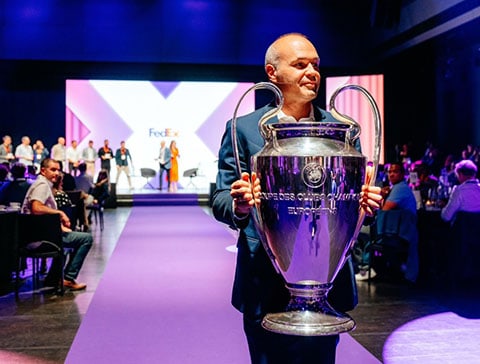fußball ikone andrés iniesta wirbt für melbet alles zur neuen partnerschaft & kampagne